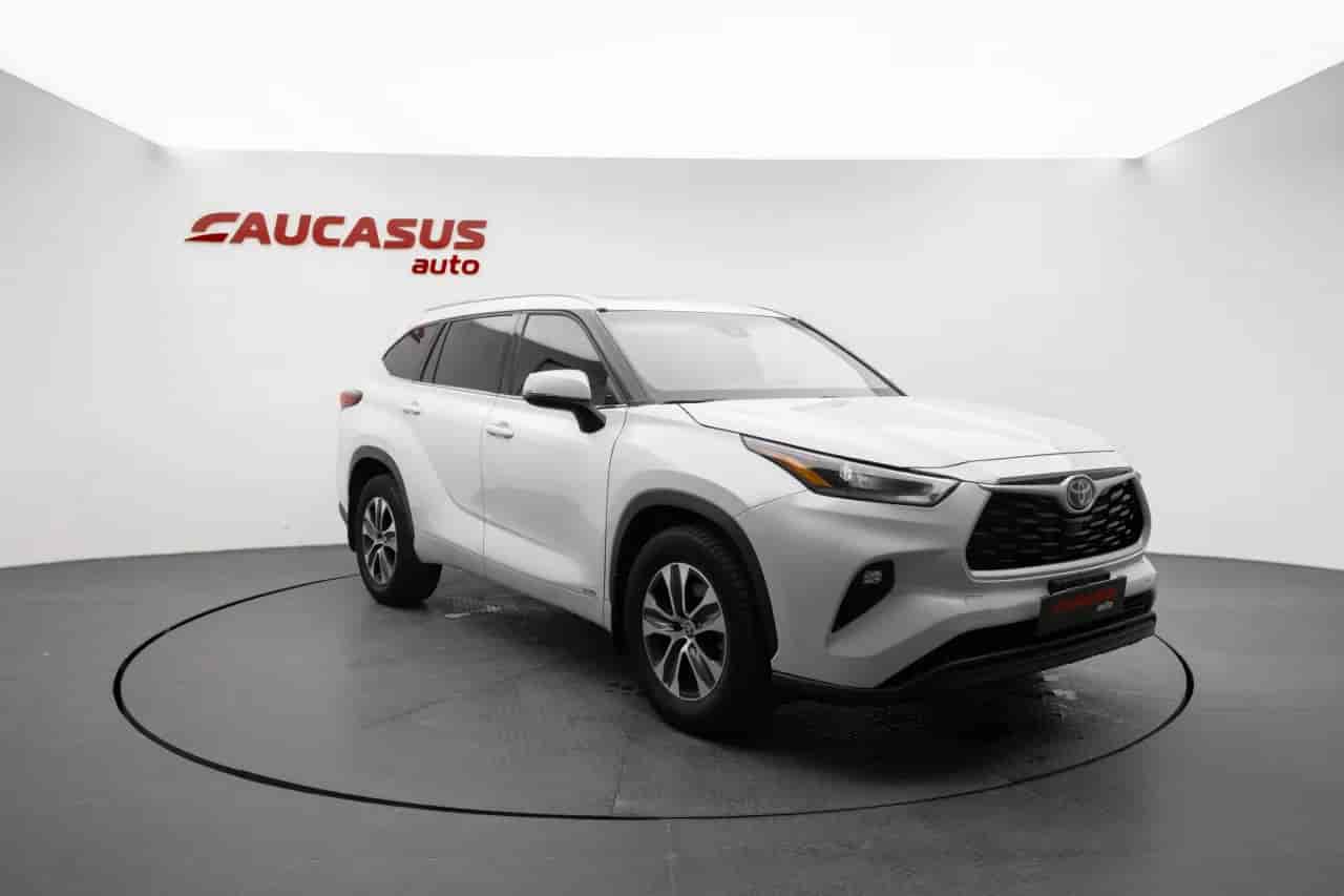 TOYOTA Highlander - 1