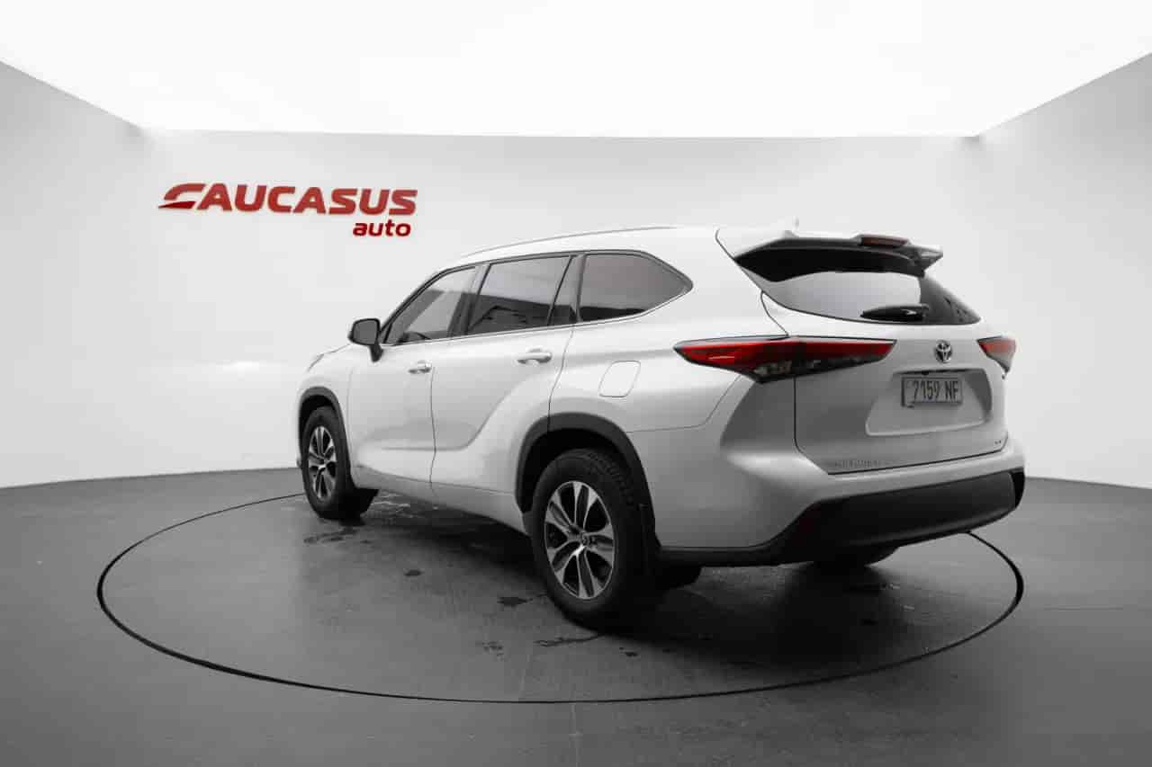 TOYOTA Highlander - 6
