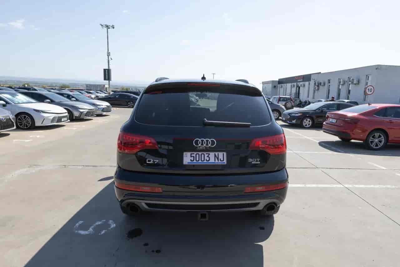 AUDI Q7 - 5