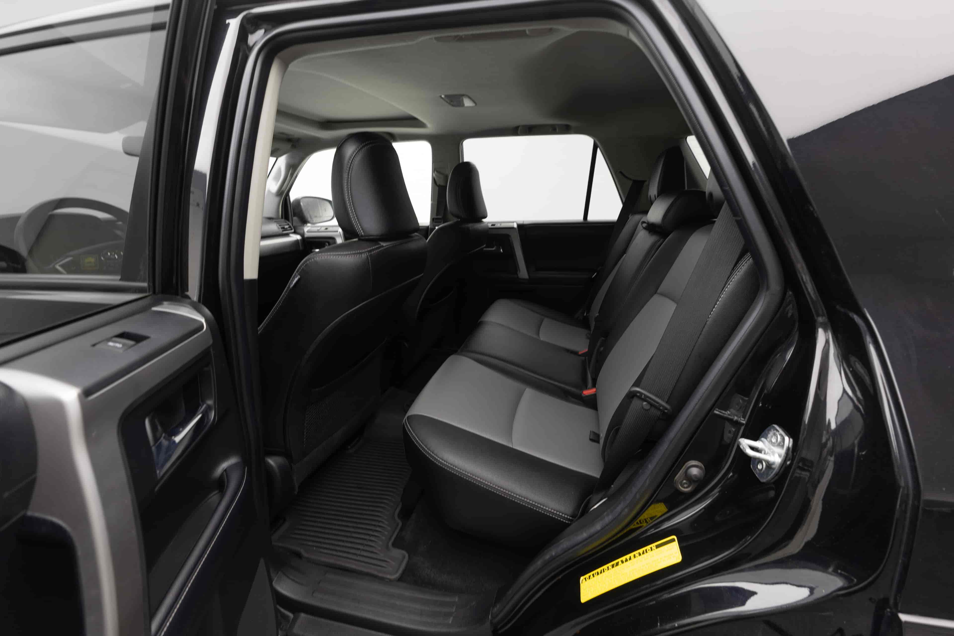 TOYOTA 4Runner - 8