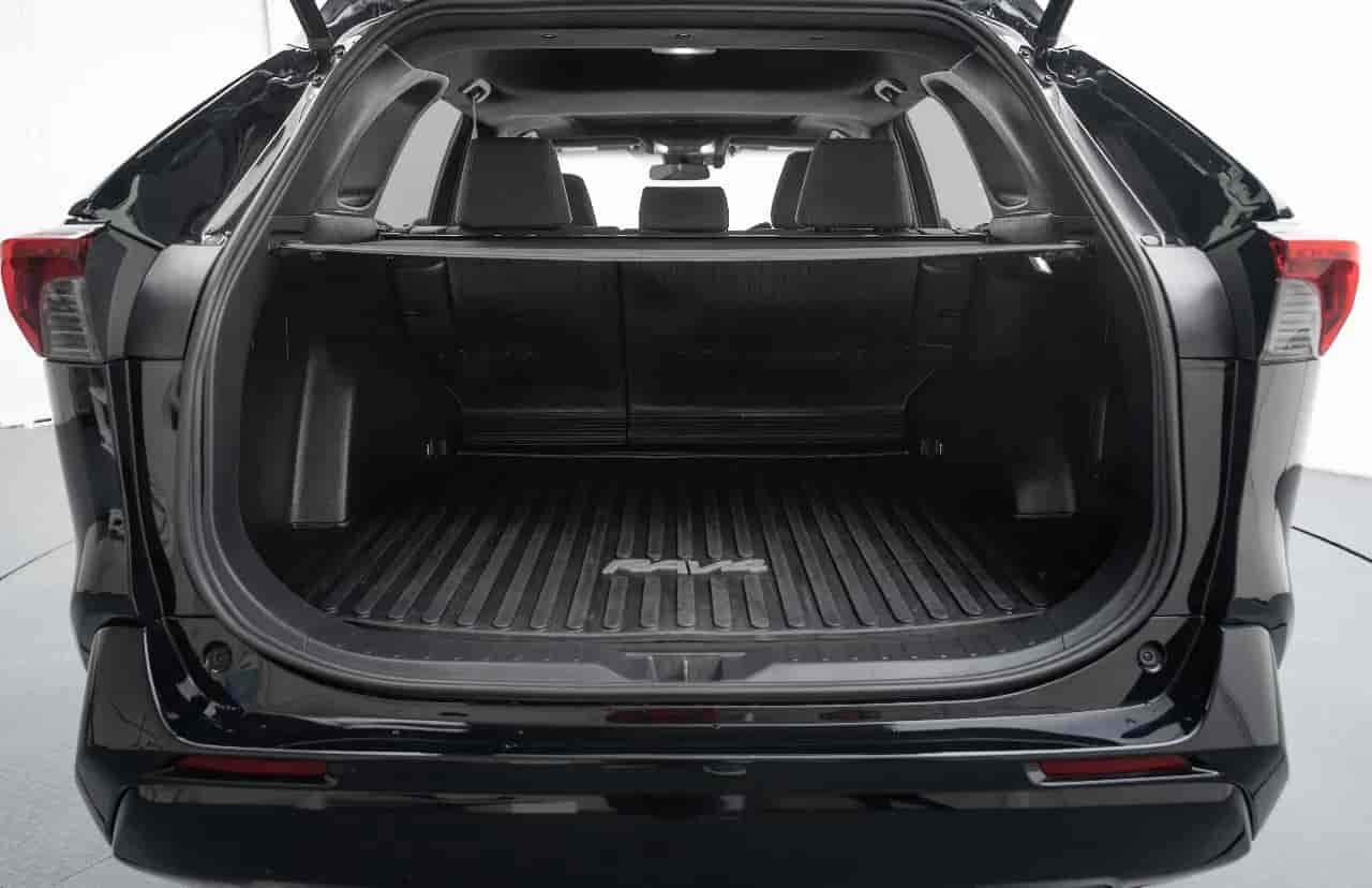 TOYOTA RAV4 - 7