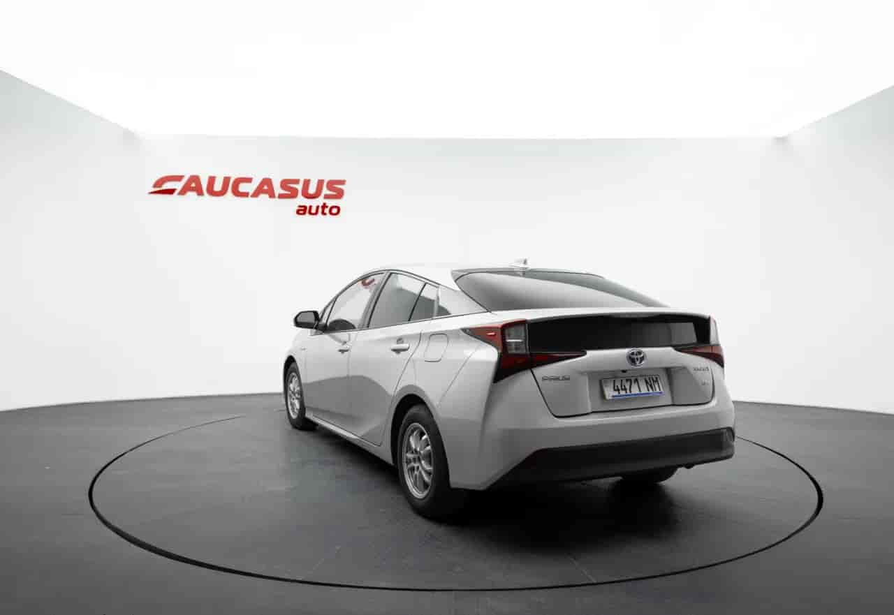 TOYOTA Prius - 6