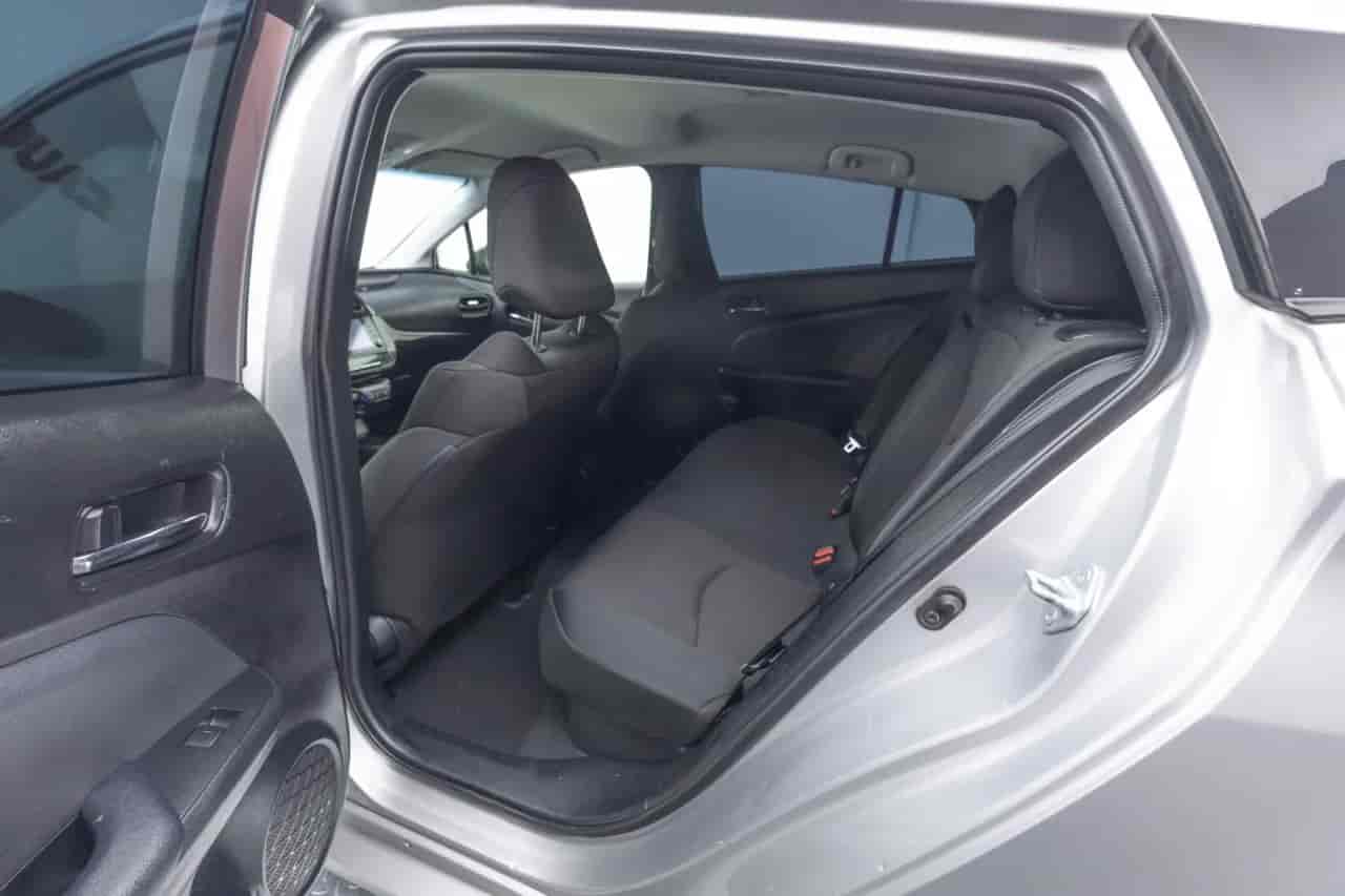 TOYOTA Prius - 8