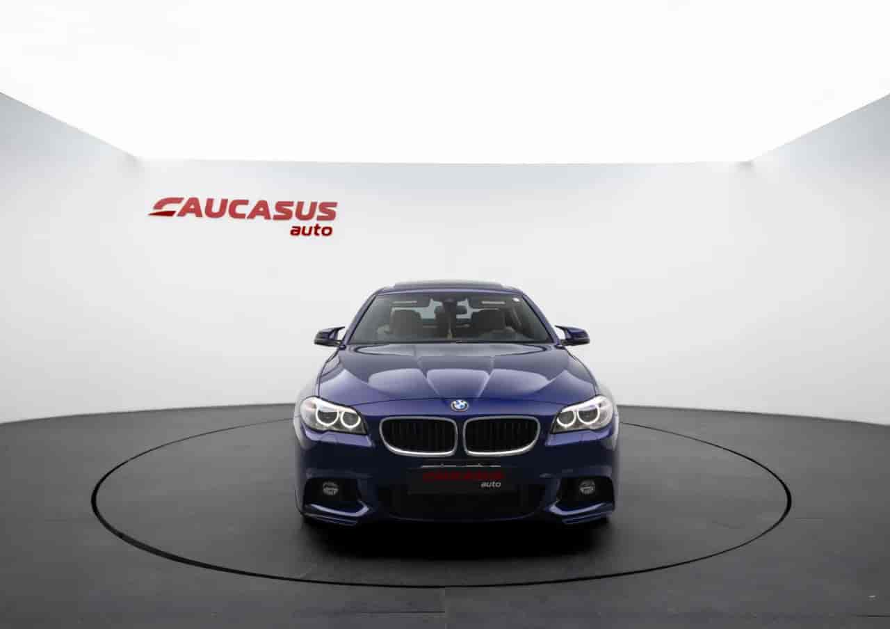 BMW 5-Series - 2