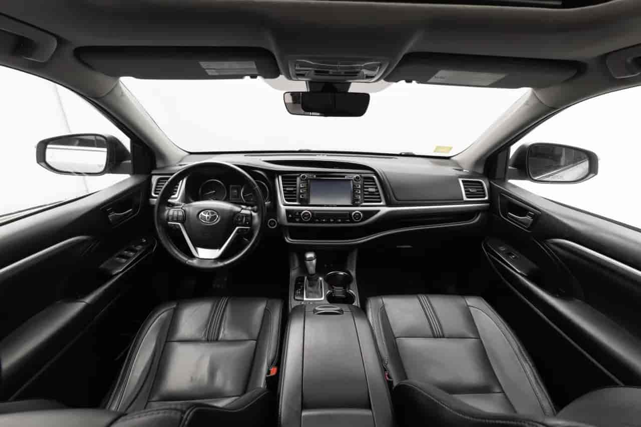 TOYOTA Highlander - 9