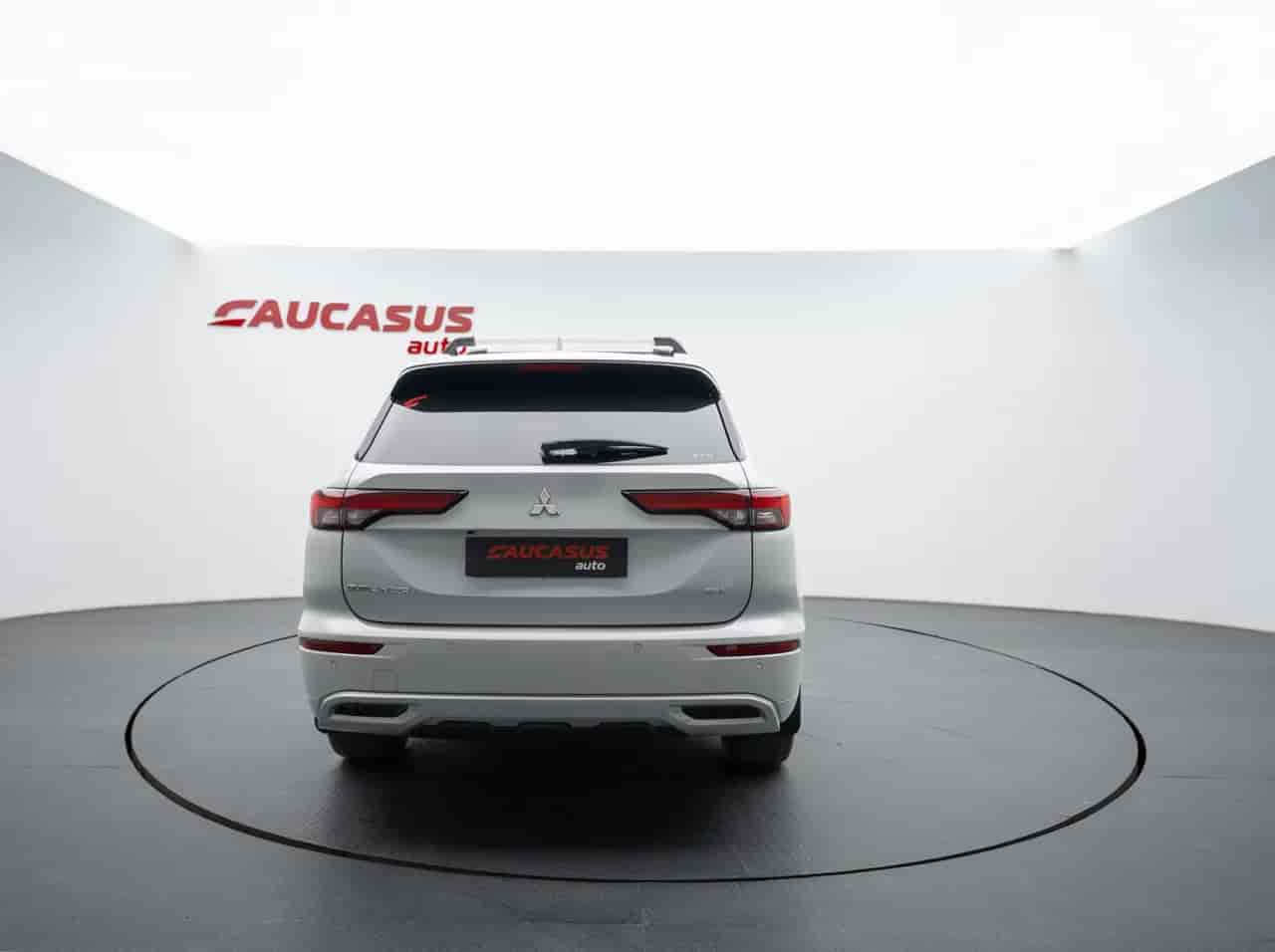 MITSUBISHI Outlander - 5