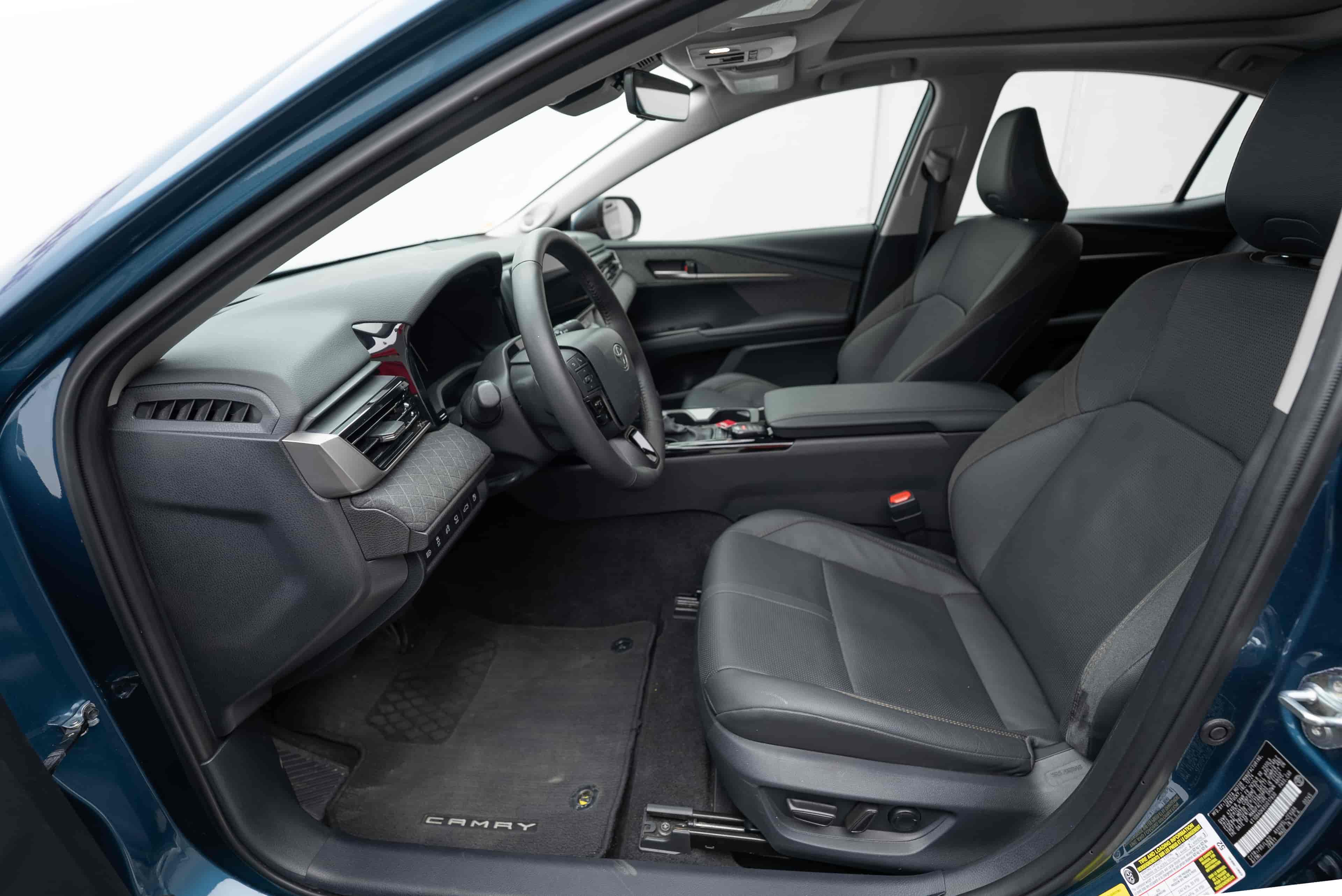TOYOTA Camry - 10