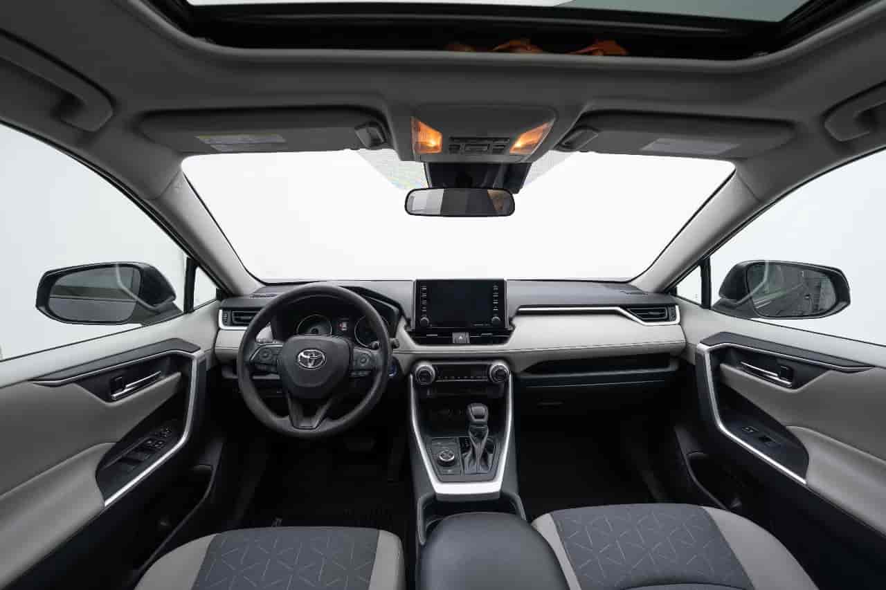 TOYOTA RAV4 - 9