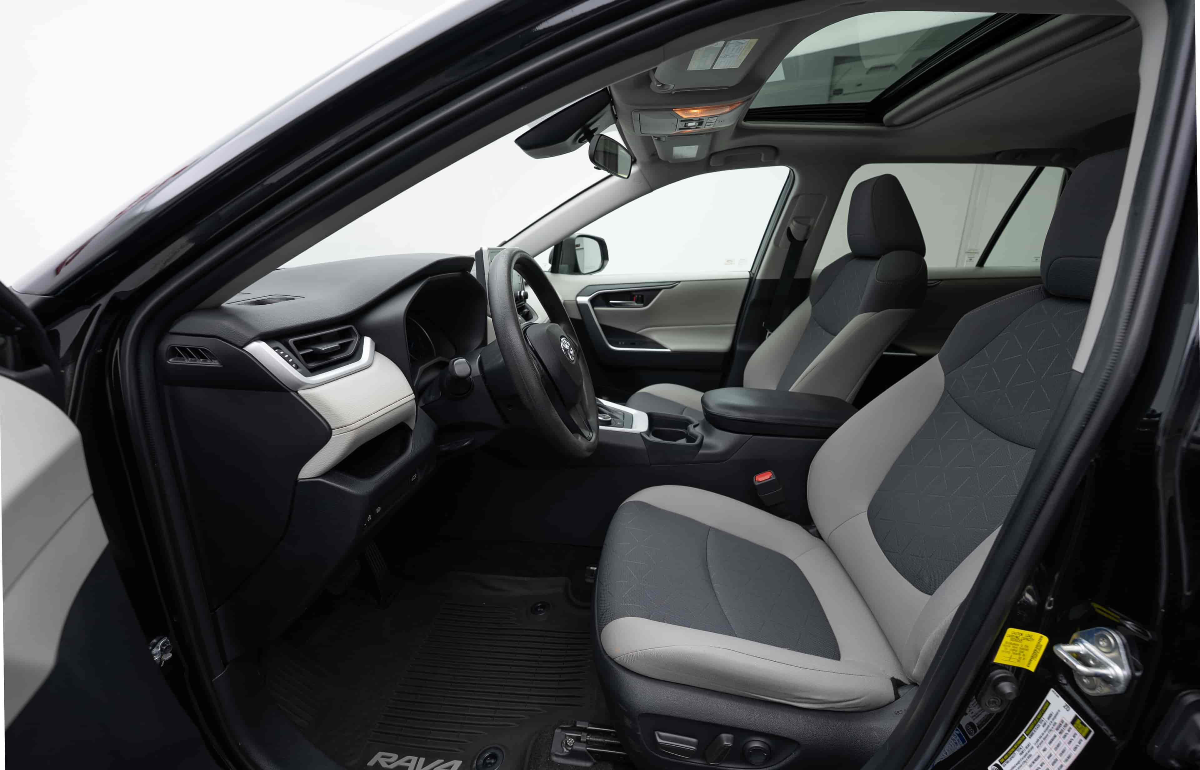 TOYOTA RAV4 - 10