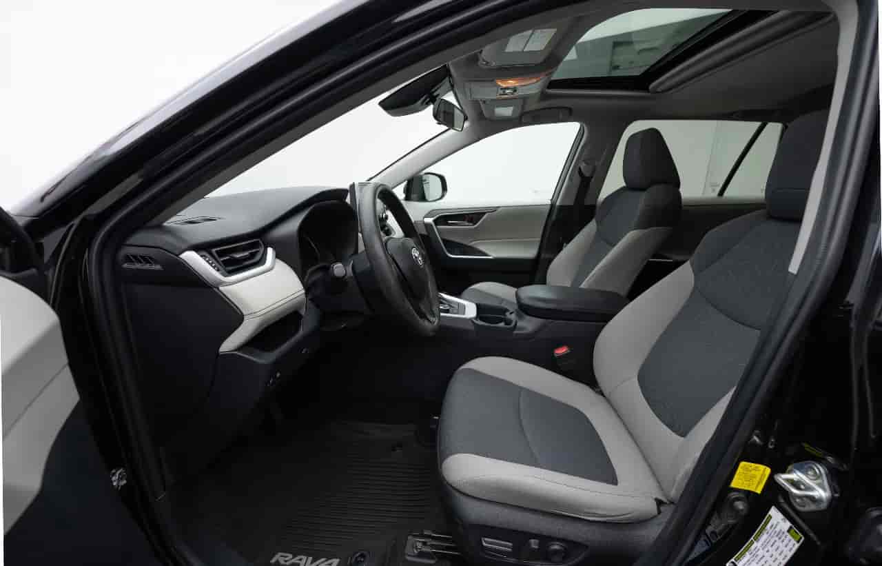 TOYOTA RAV4 - 10