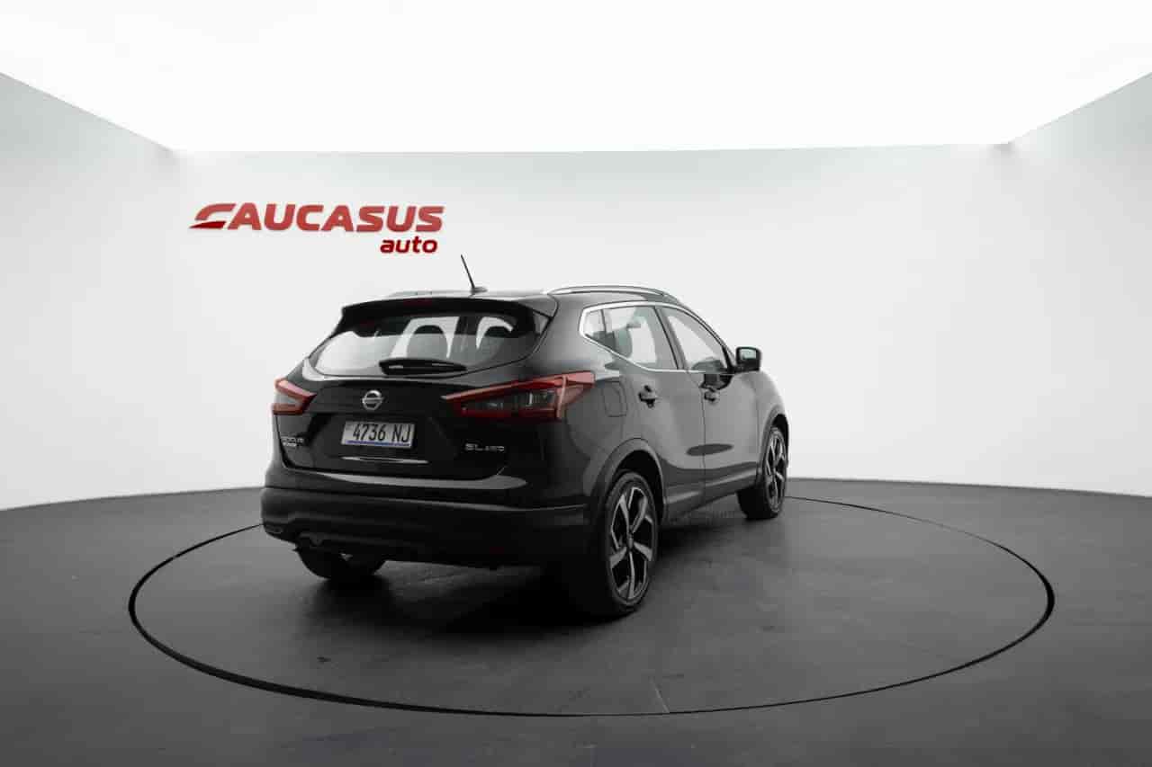 NISSAN Rogue Sport - 4