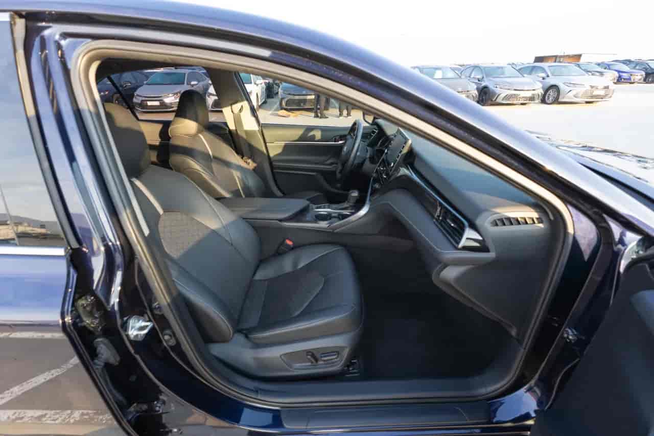 TOYOTA Camry - 10