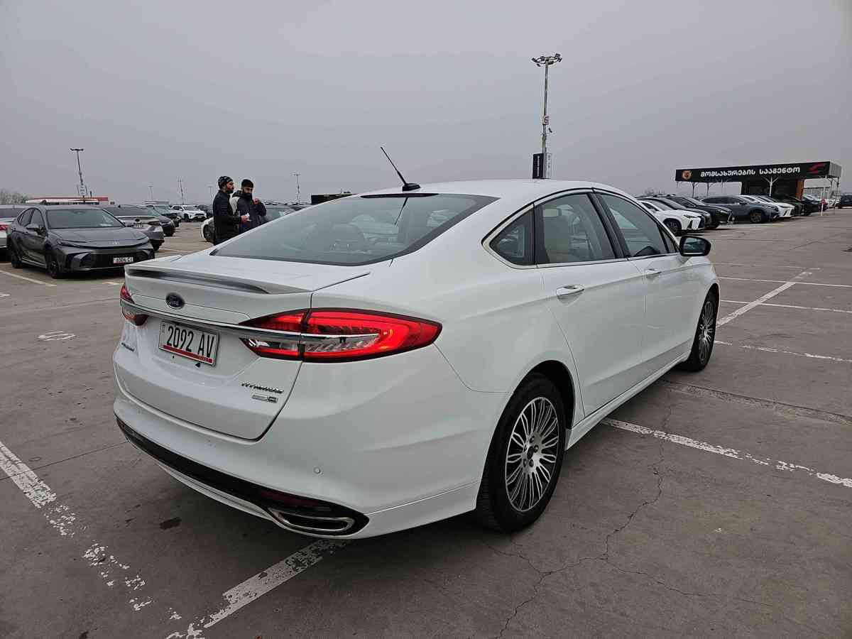 FORD Fusion - 6
