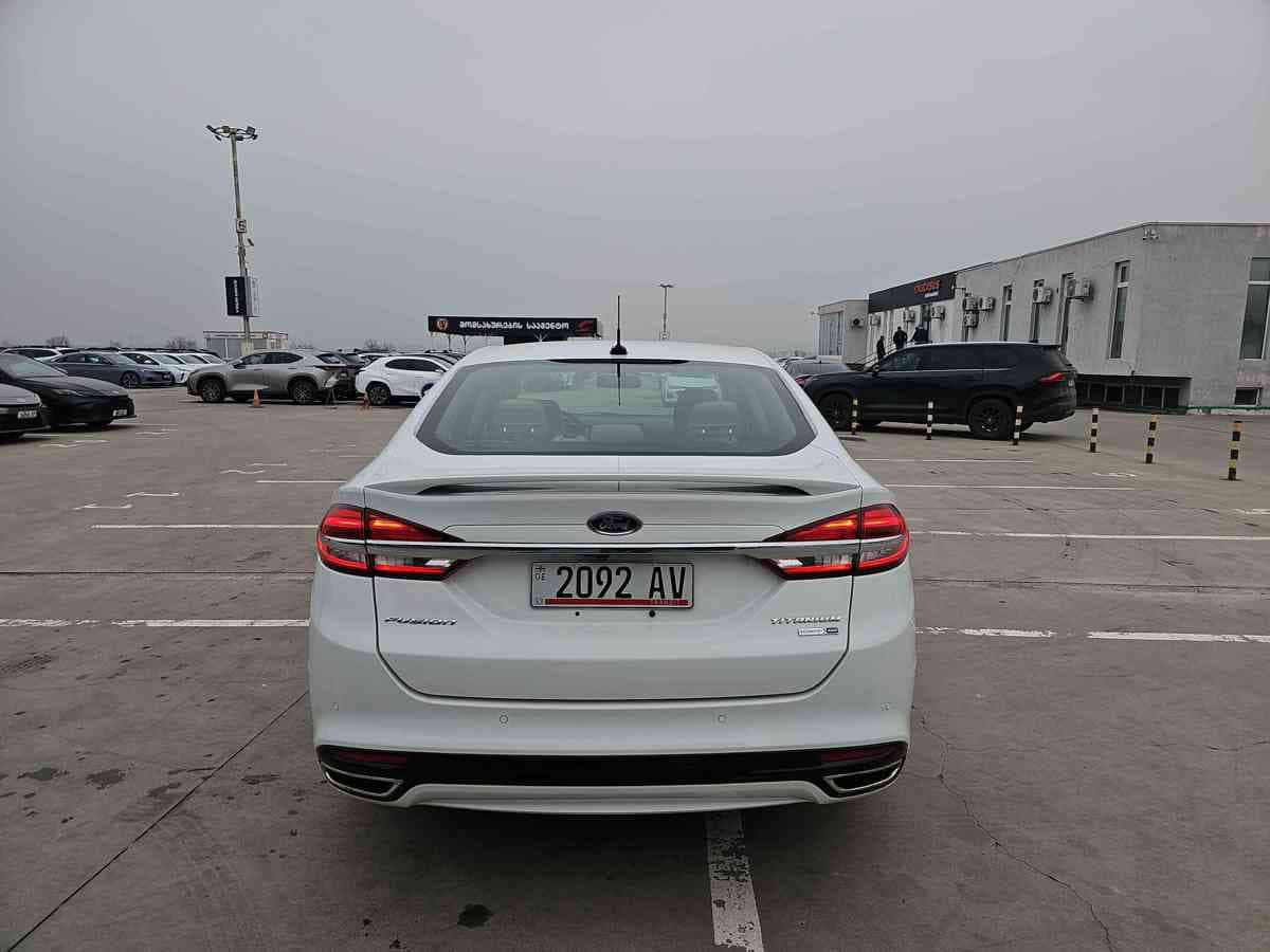 FORD Fusion - 7