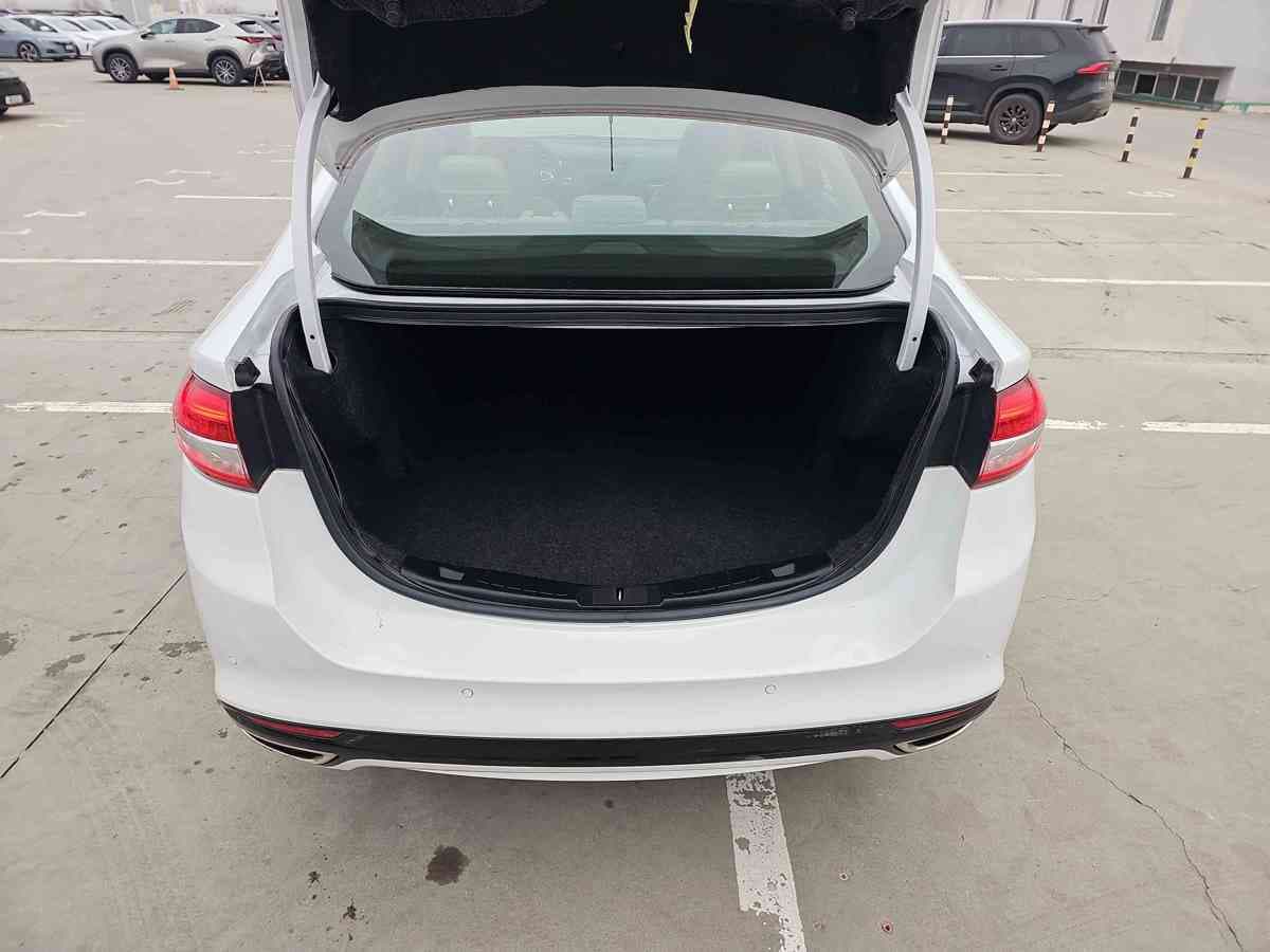 FORD Fusion - 9