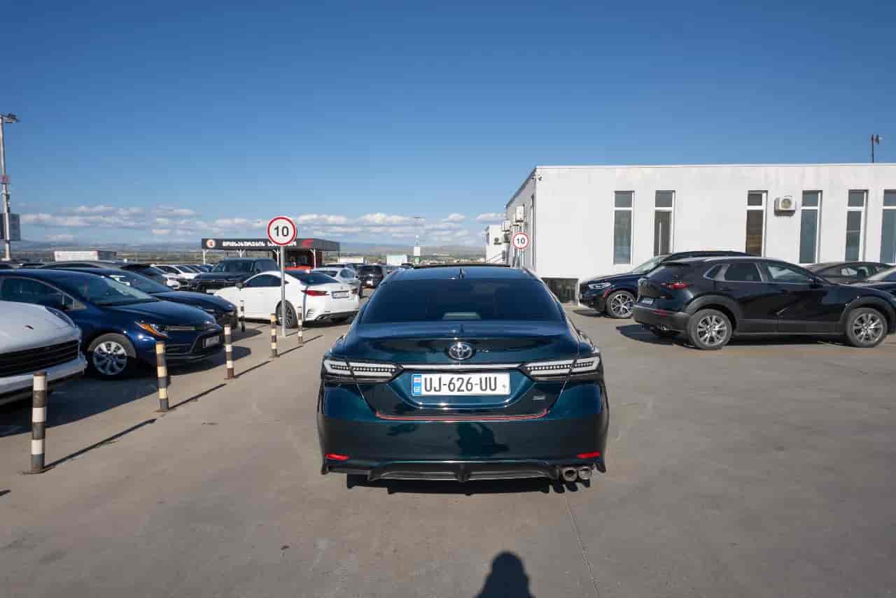 TOYOTA Camry - 5