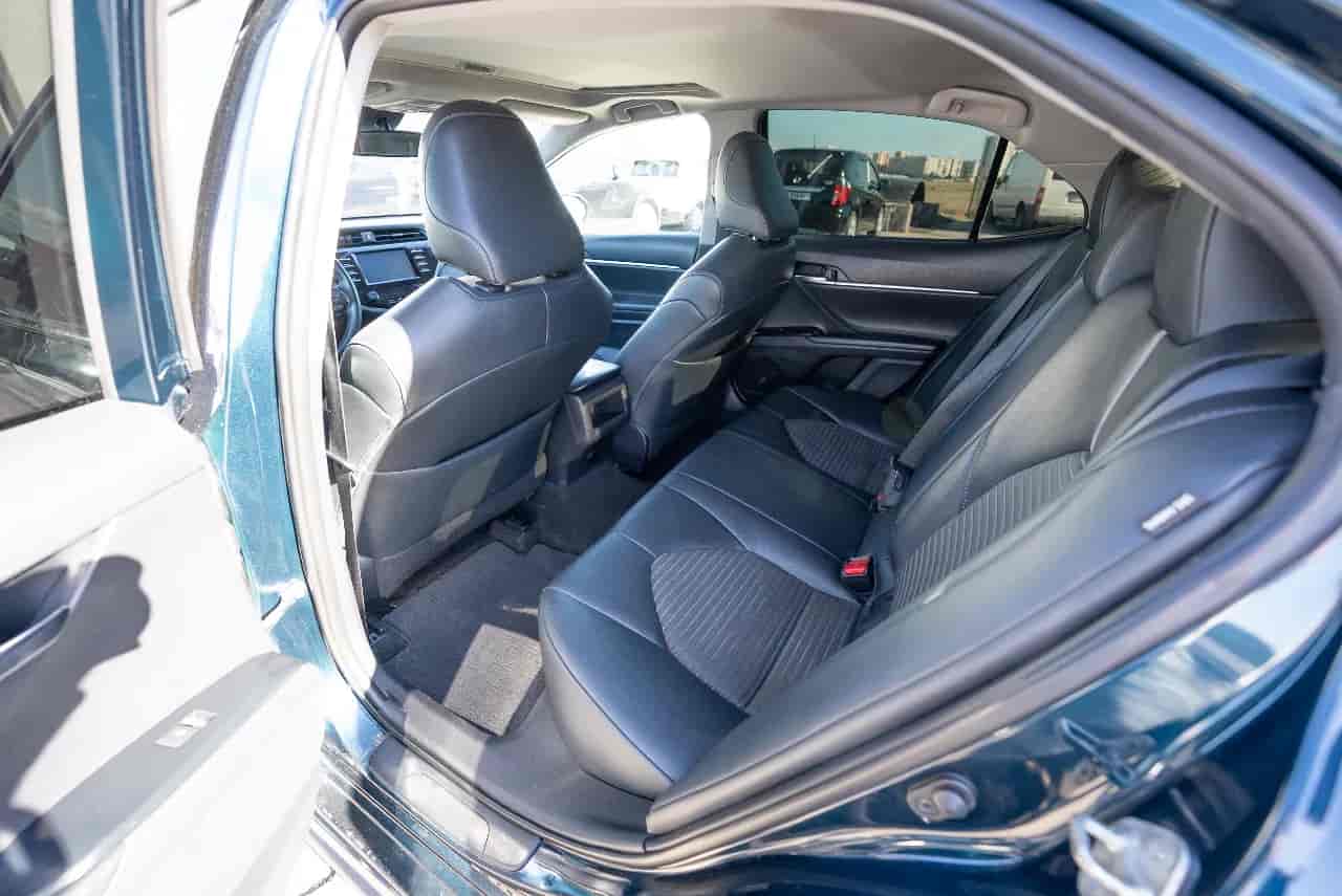 TOYOTA Camry - 8