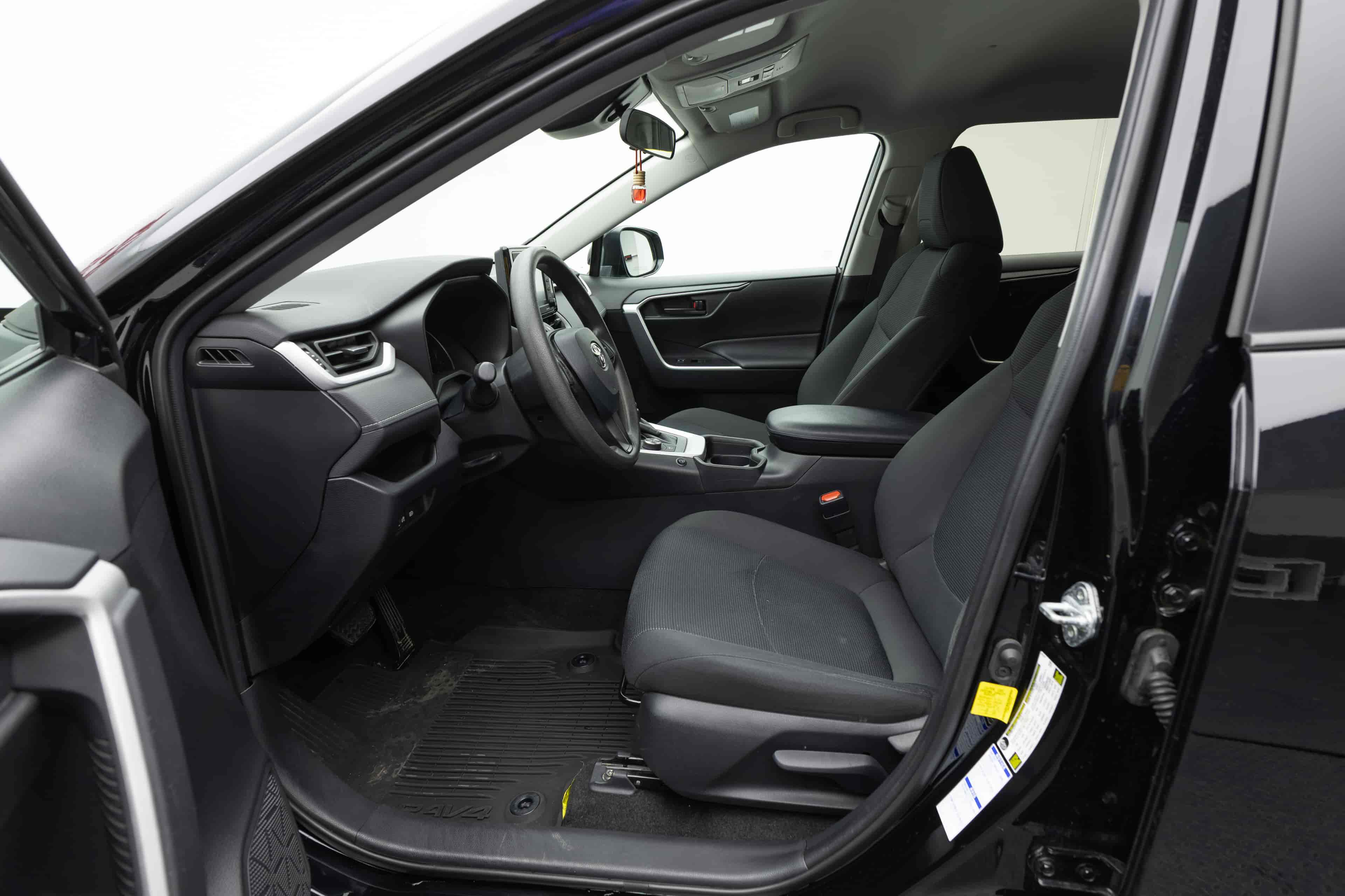 TOYOTA RAV4 - 10