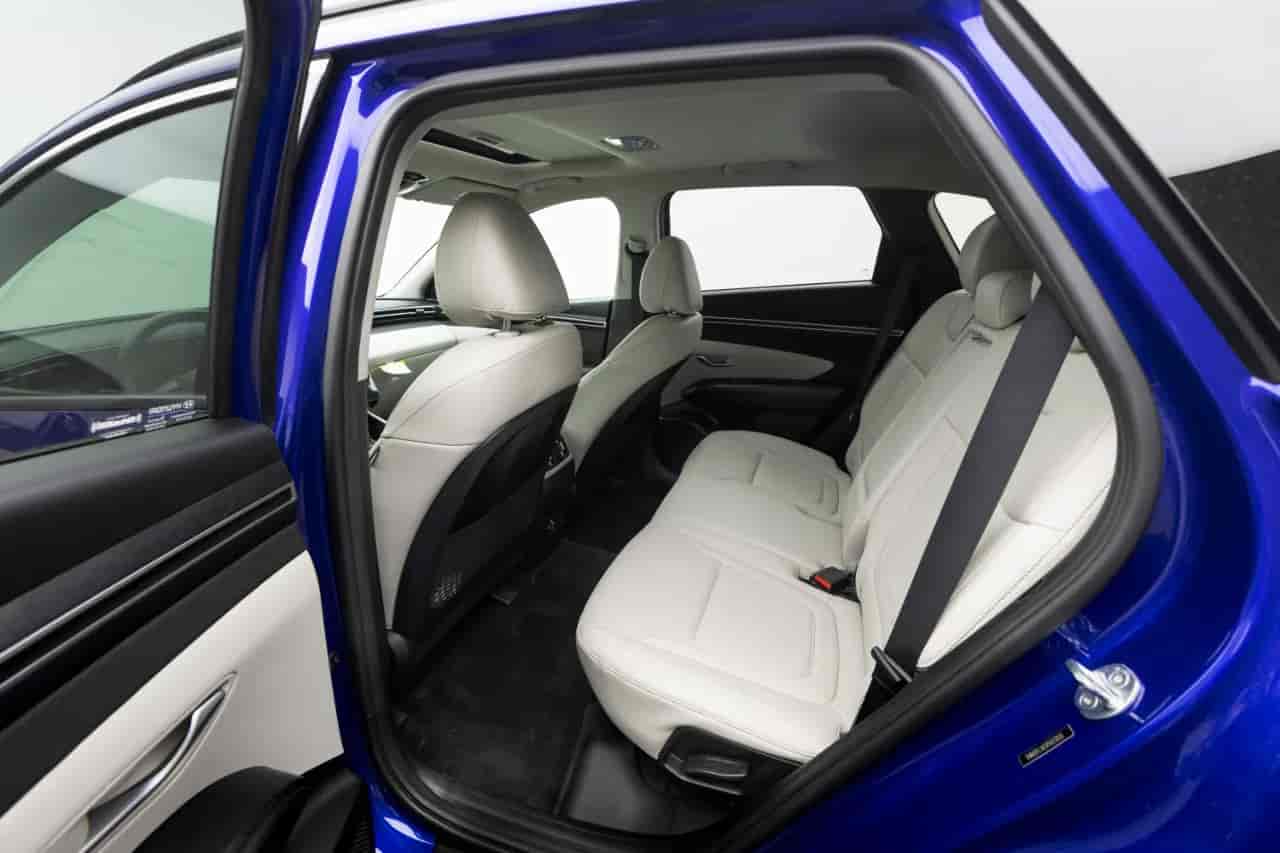 HYUNDAI Tucson - 7
