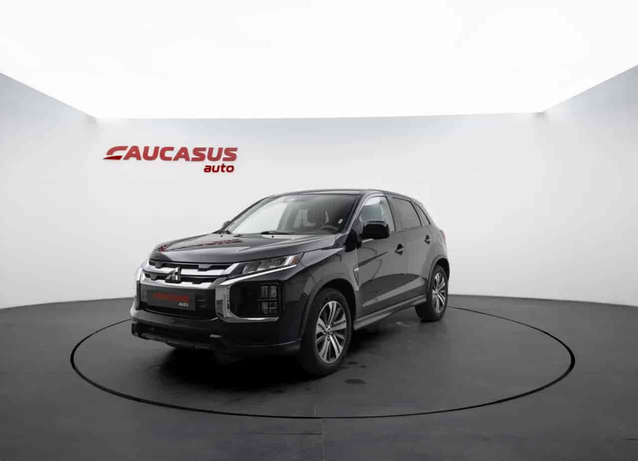 MITSUBISHI Outlander - 1
