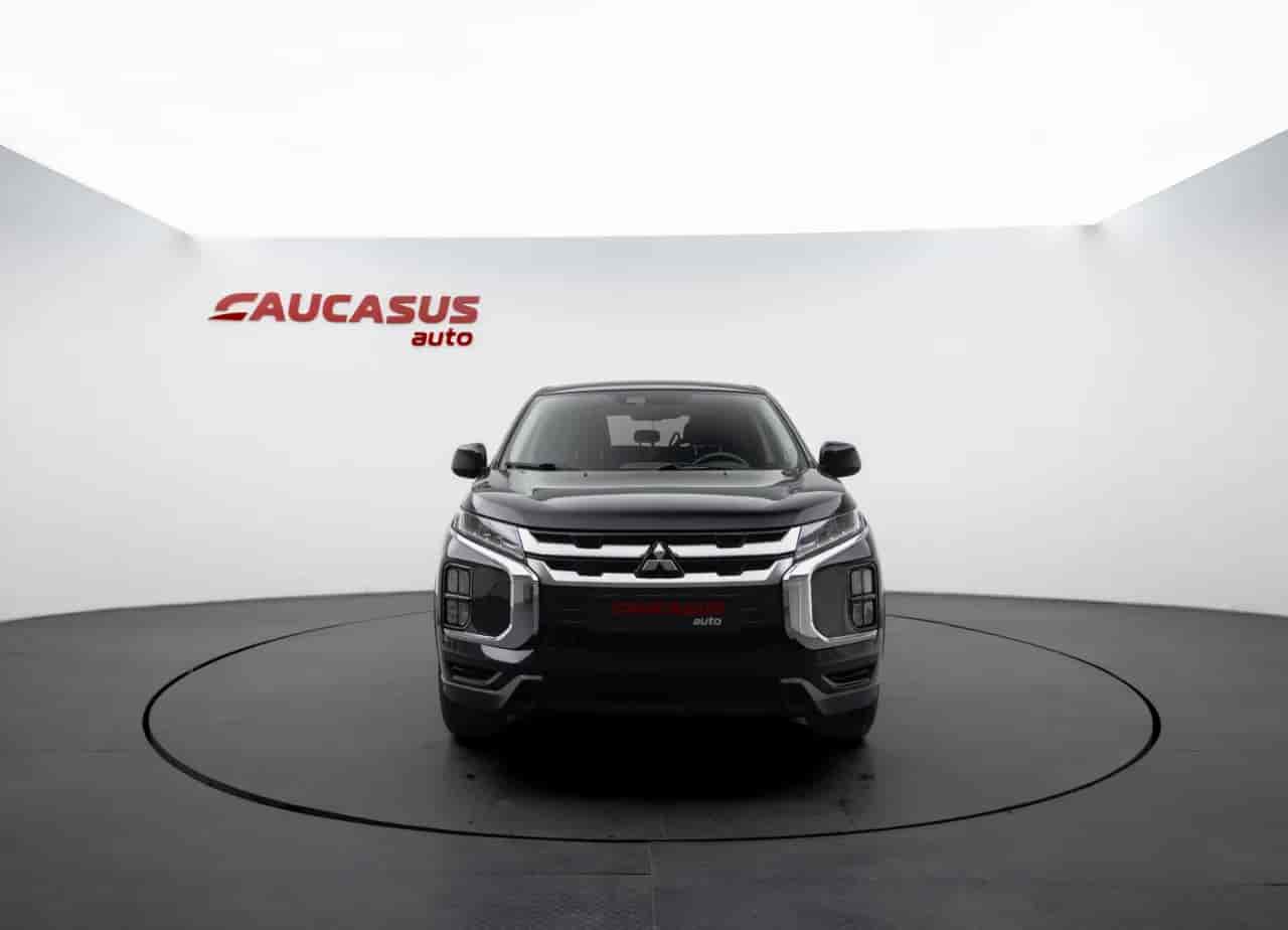 MITSUBISHI Outlander - 2
