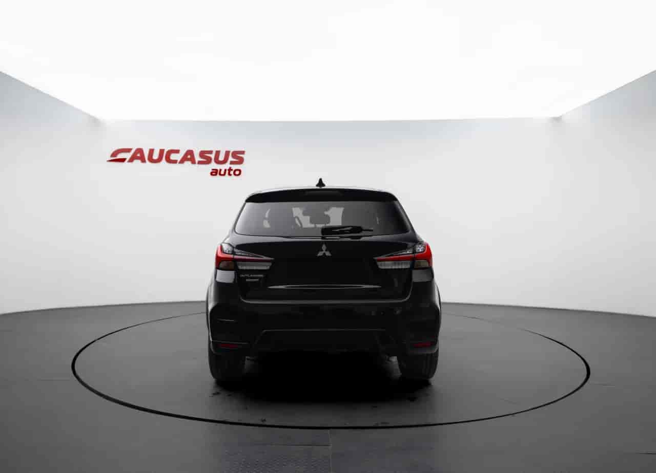 MITSUBISHI Outlander - 5