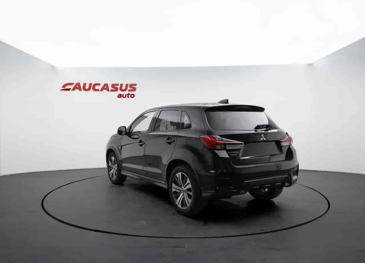 MITSUBISHI Outlander - 6