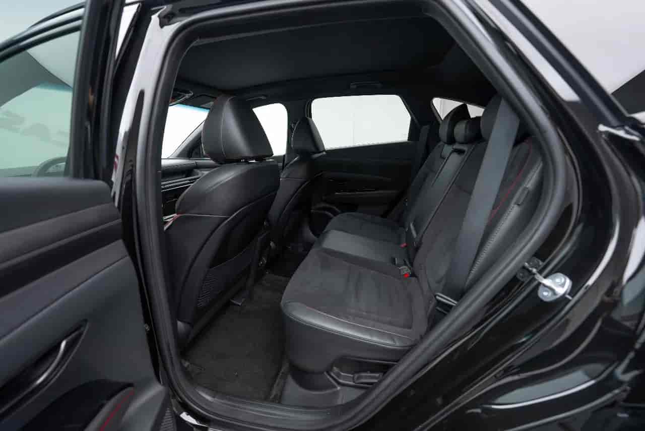 HYUNDAI Tucson - 8