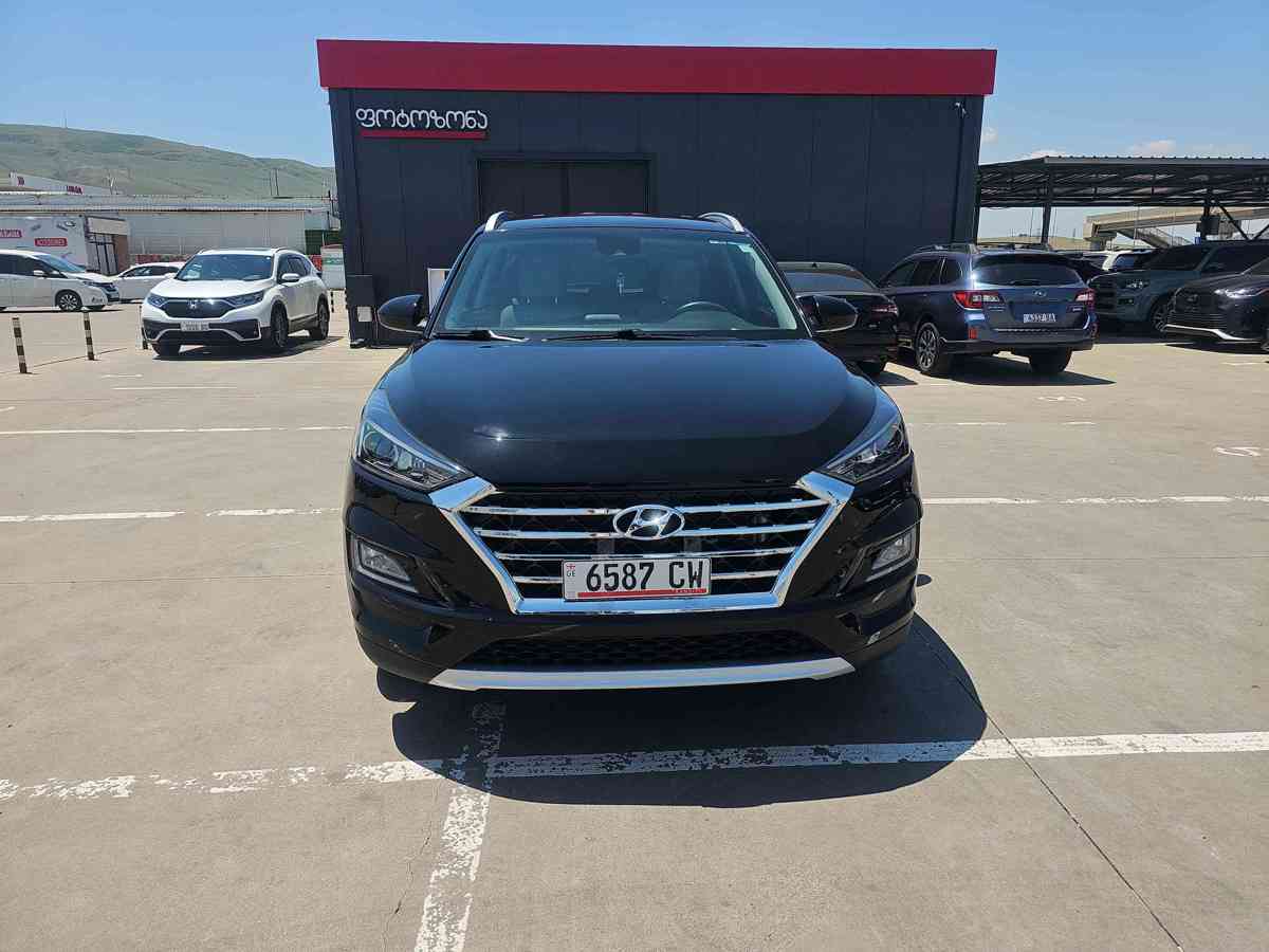 HYUNDAI Tucson - 2