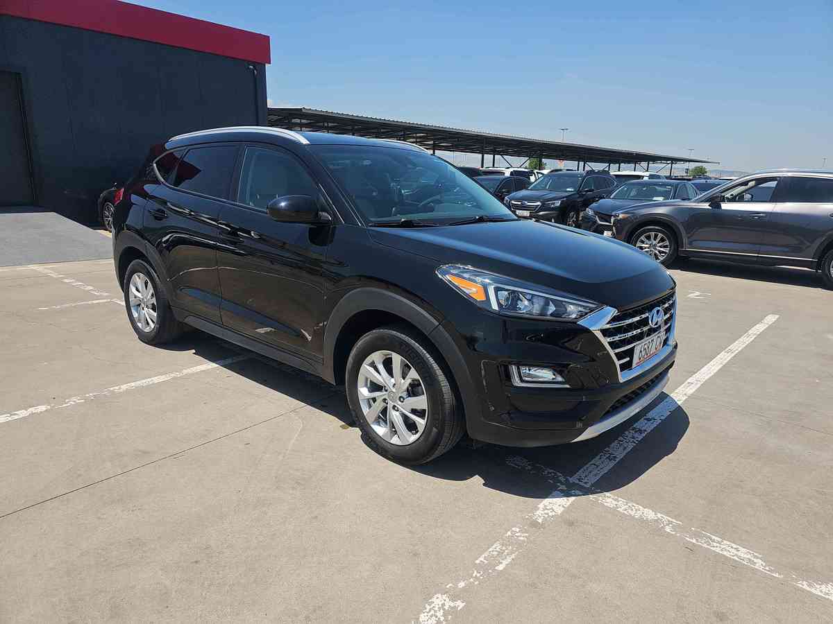 HYUNDAI Tucson - 3