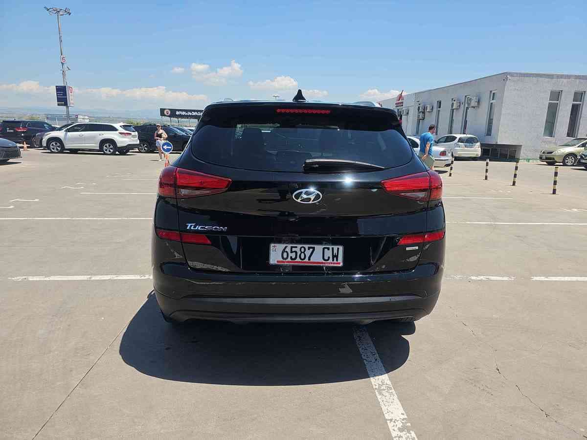 HYUNDAI Tucson - 5