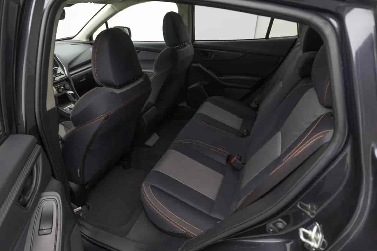 SUBARU Crosstrek - 8