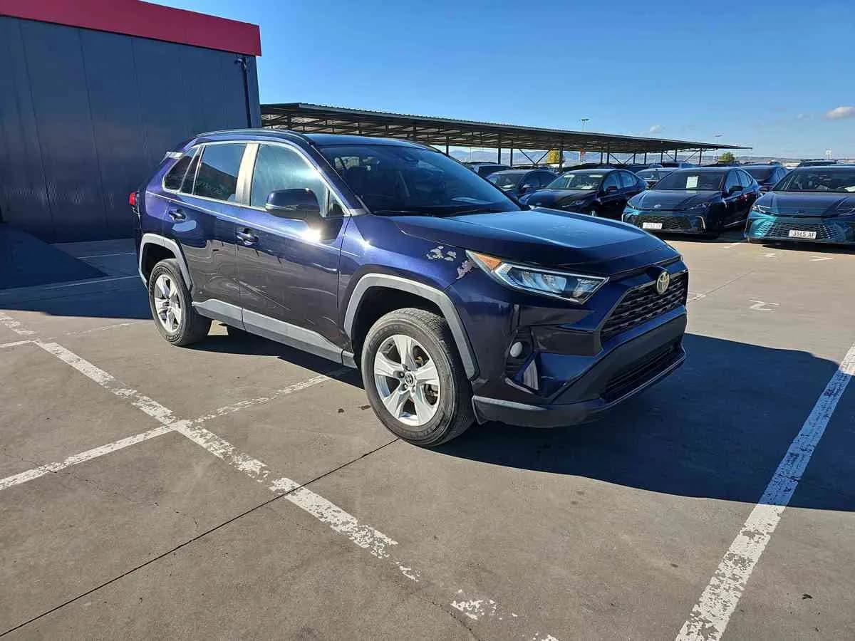 TOYOTA RAV4 - 3