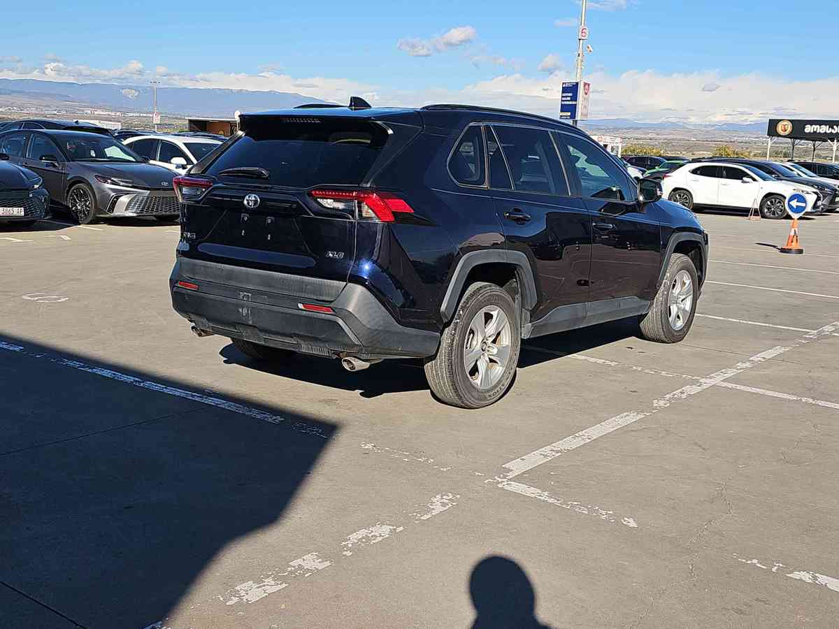 TOYOTA RAV4 - 4