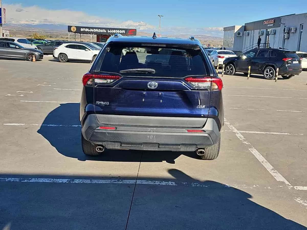TOYOTA RAV4 - 5