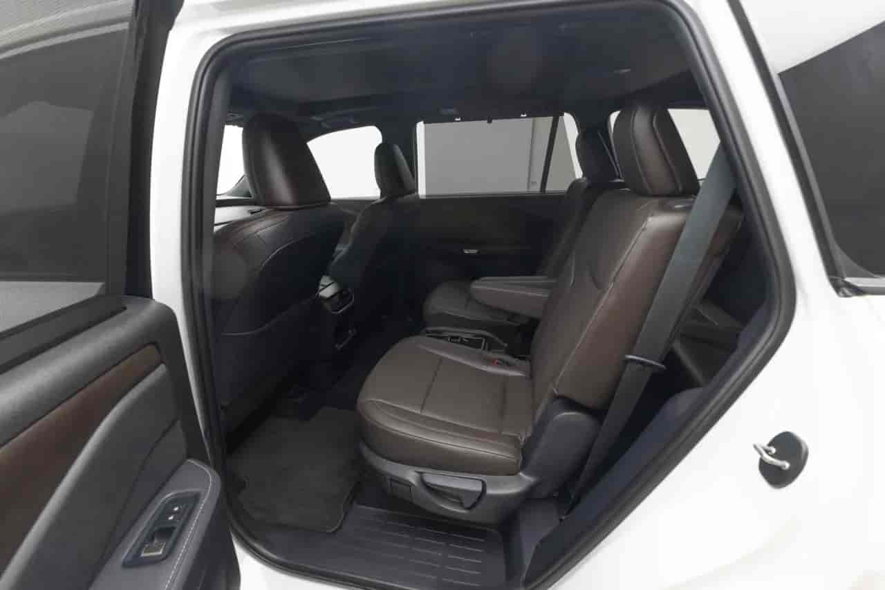 LEXUS TX - 8