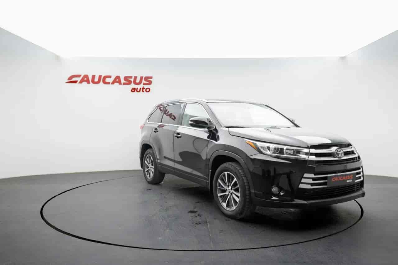 TOYOTA Highlander - 3