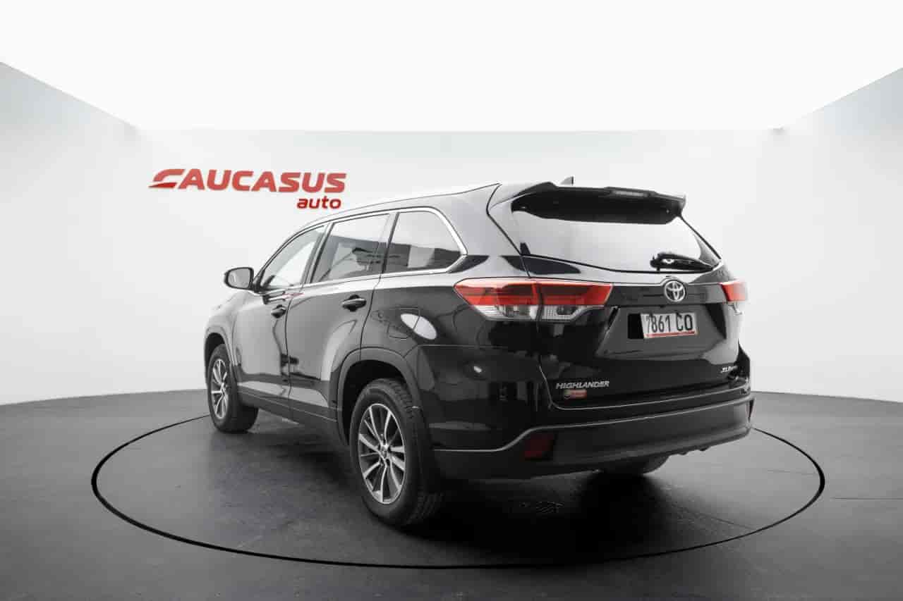 TOYOTA Highlander - 6