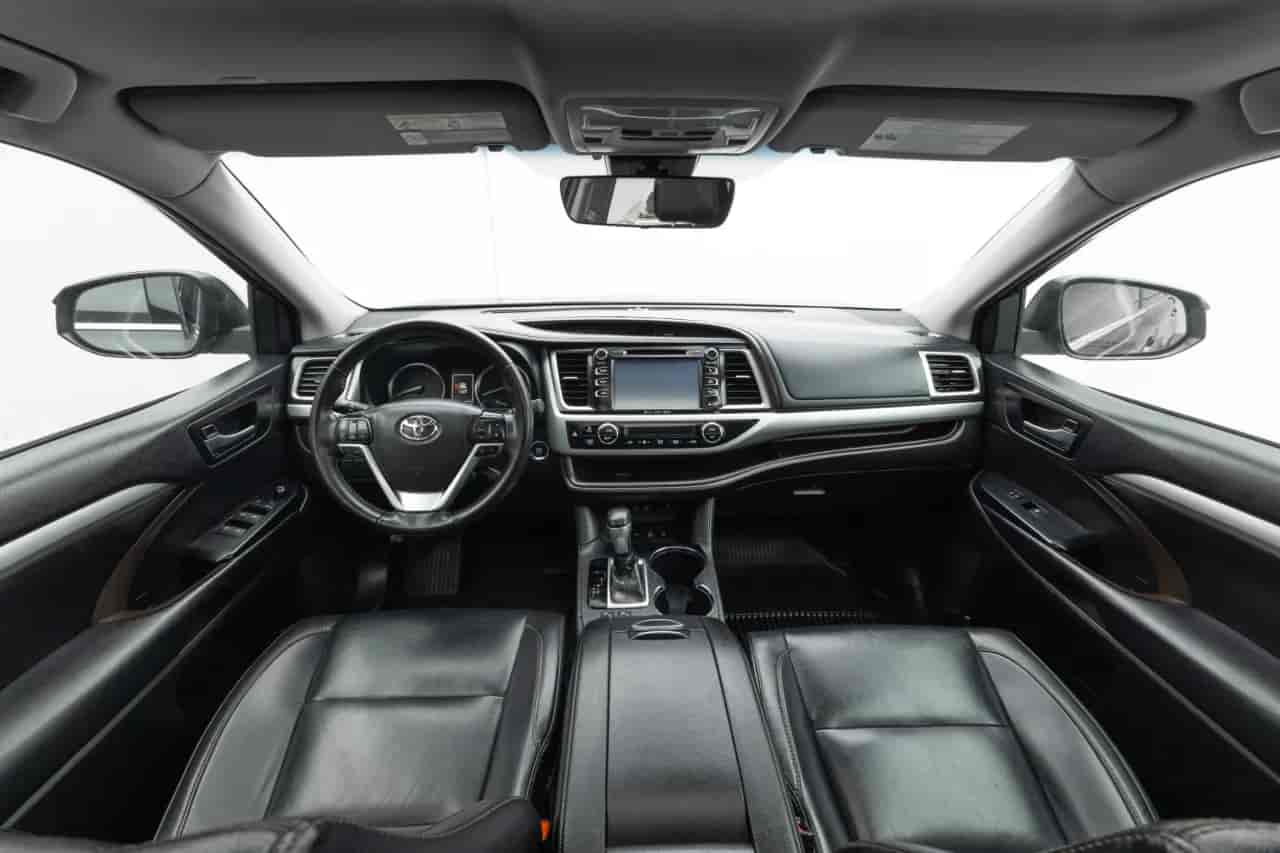TOYOTA Highlander - 9