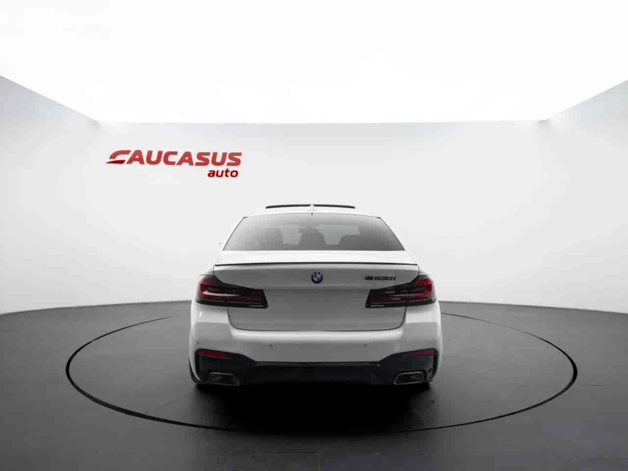 BMW 530i - 5