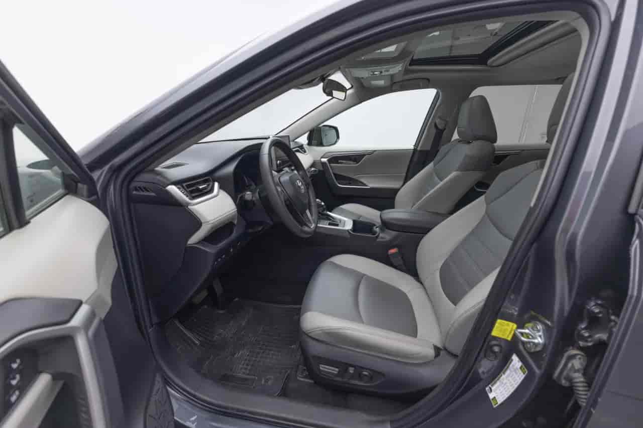 TOYOTA RAV4 - 10