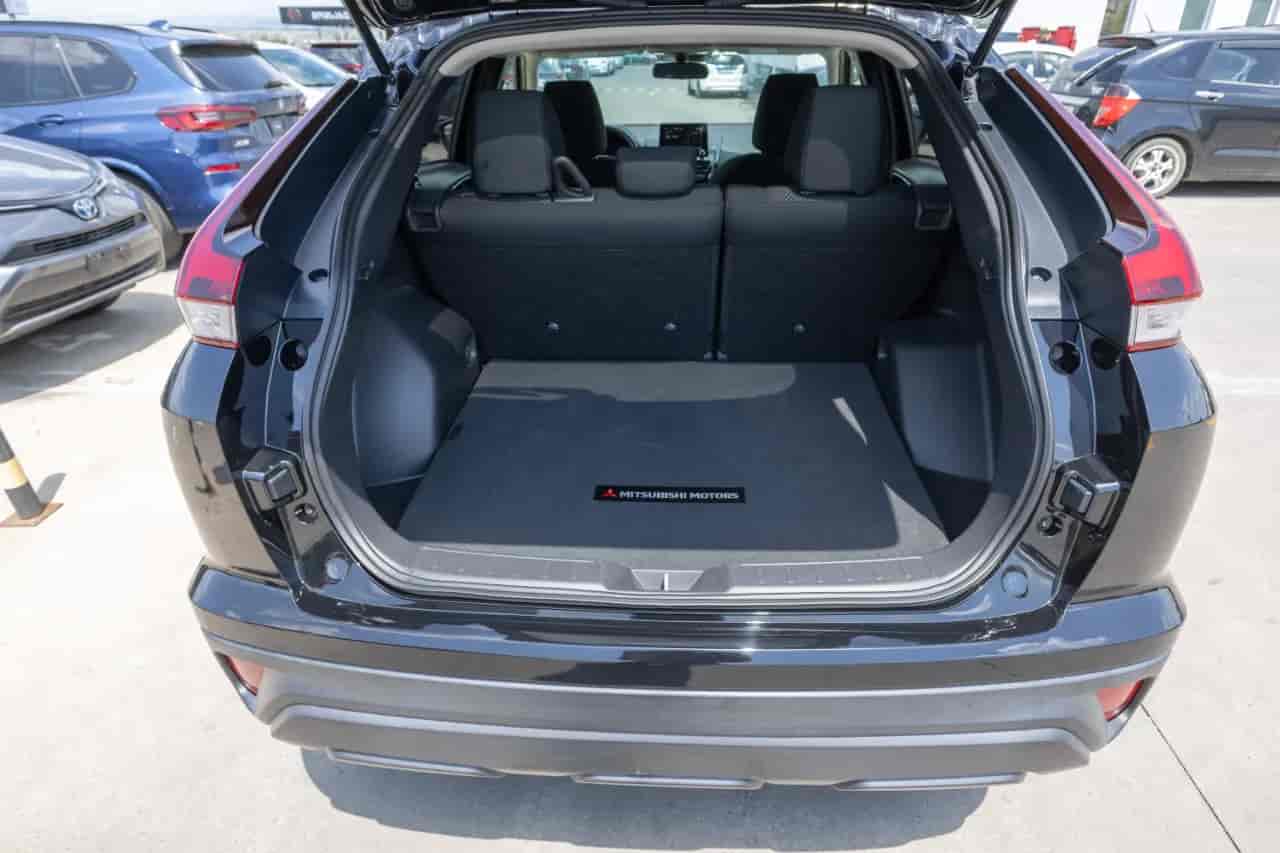 MITSUBISHI Eclipse Cross - 7