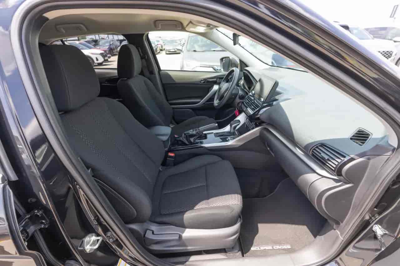 MITSUBISHI Eclipse Cross - 10