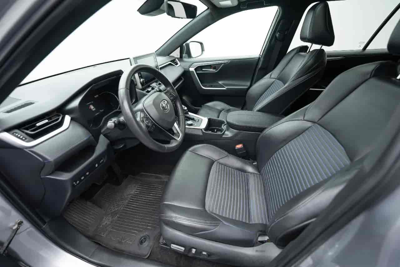 TOYOTA RAV4 - 10