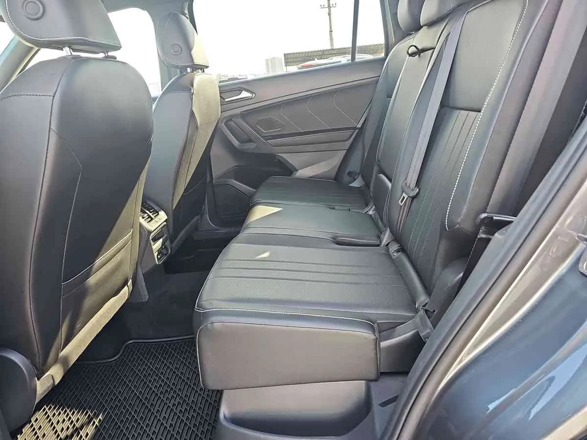 VOLKSWAGEN Tiguan - 7