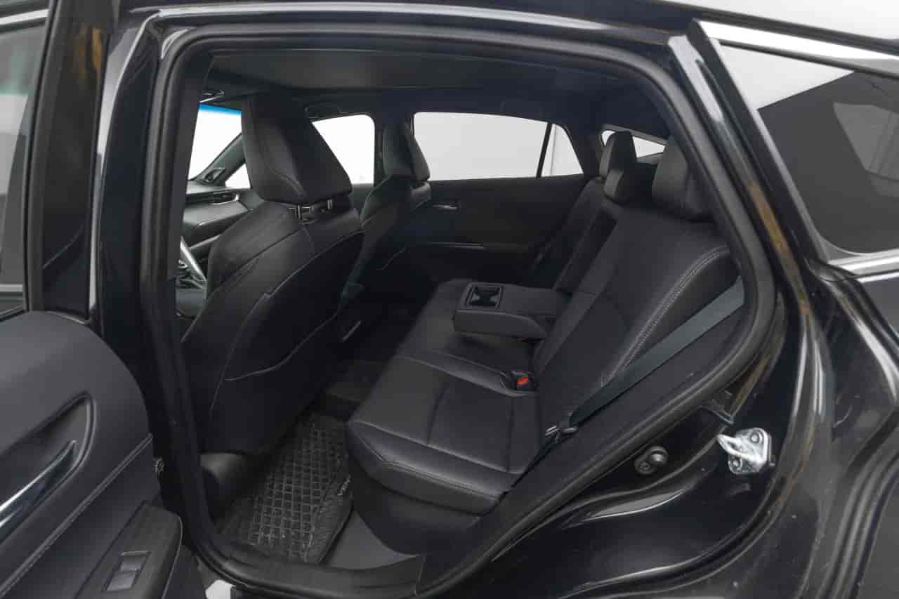 TOYOTA Venza - 8