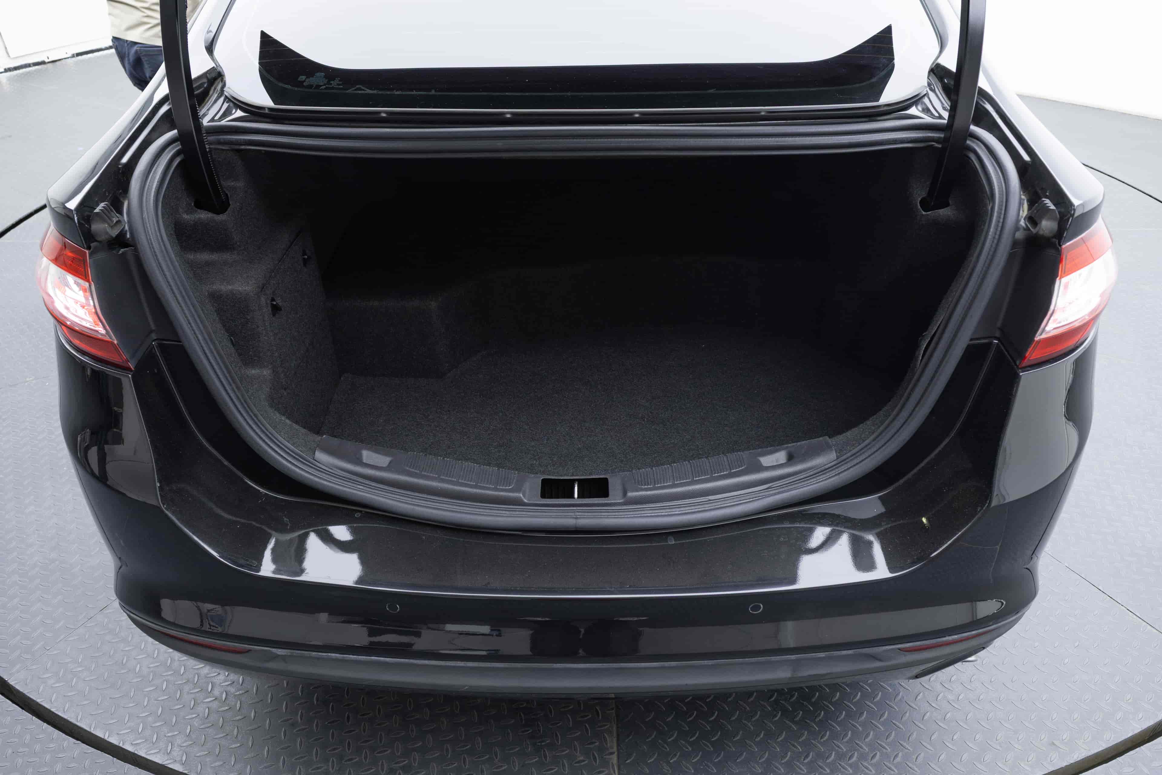 FORD Fusion - 7