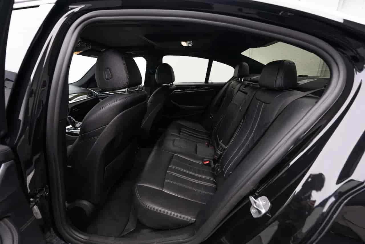 BMW 540i - 8