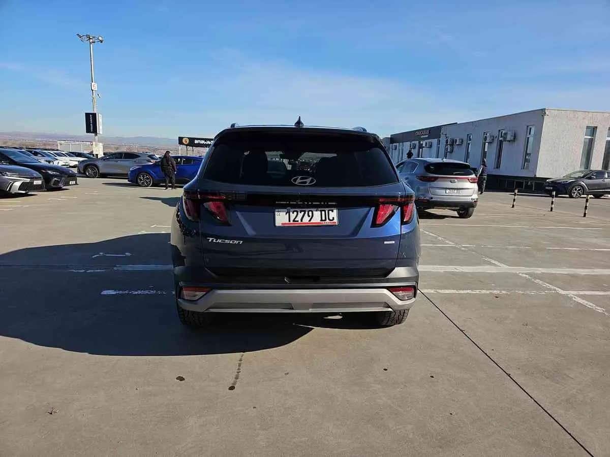 HYUNDAI Tucson - 5