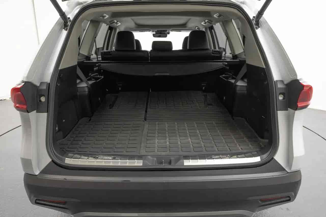 TOYOTA Grand Highlander - 8